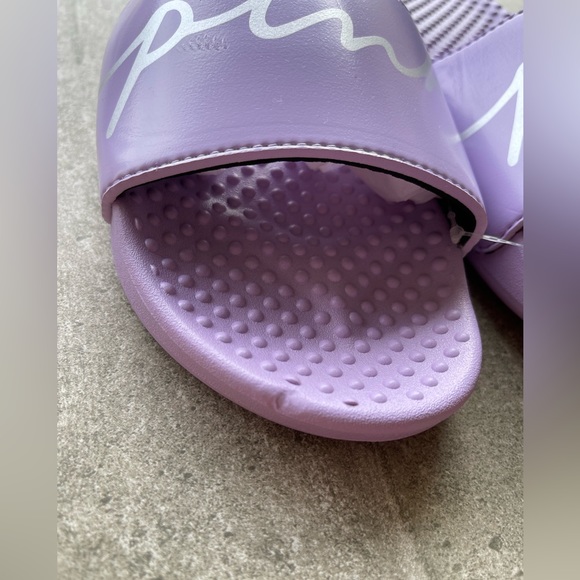 NEW Medium VS PINK Slides in purple Script Logo - Picture 4 of 4